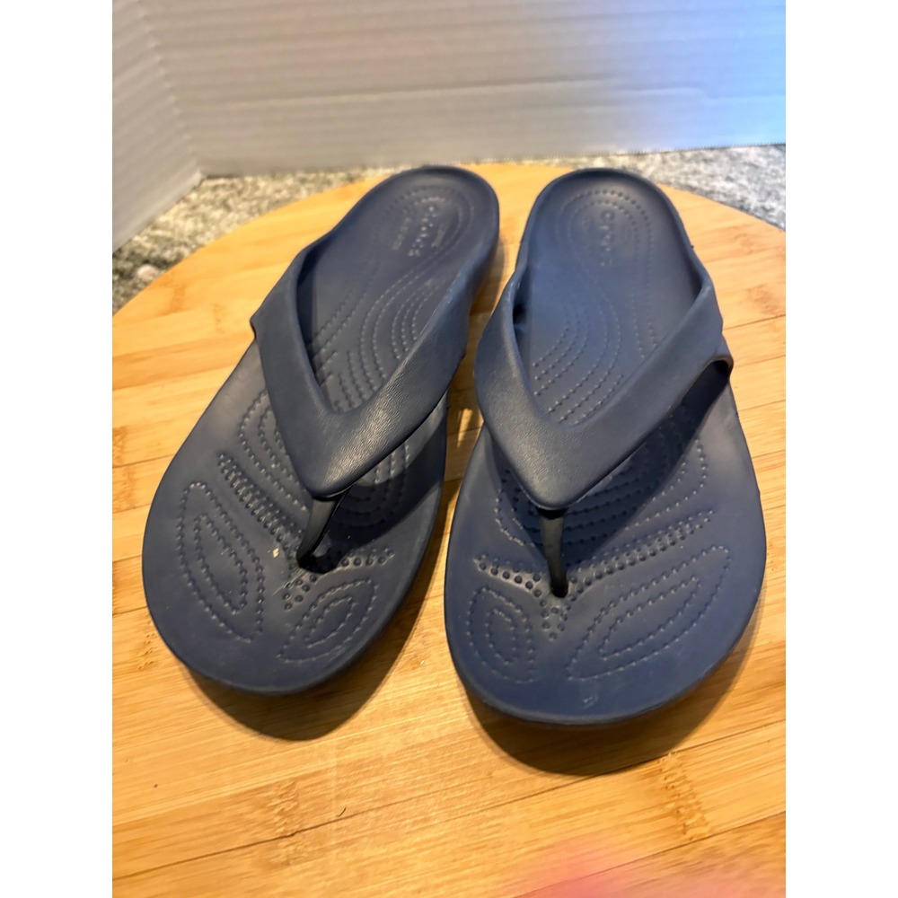 Crocs Kadee II Flip Flops Navy Blue Womens Size 9 Comfort Thong Sandals
